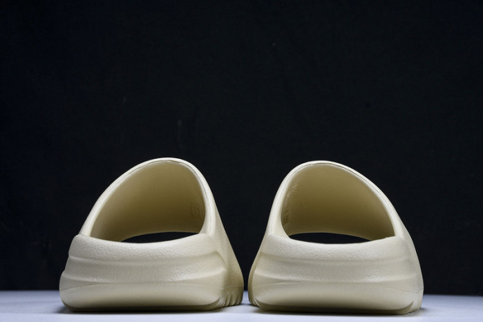 ye**ezy slide fz5897