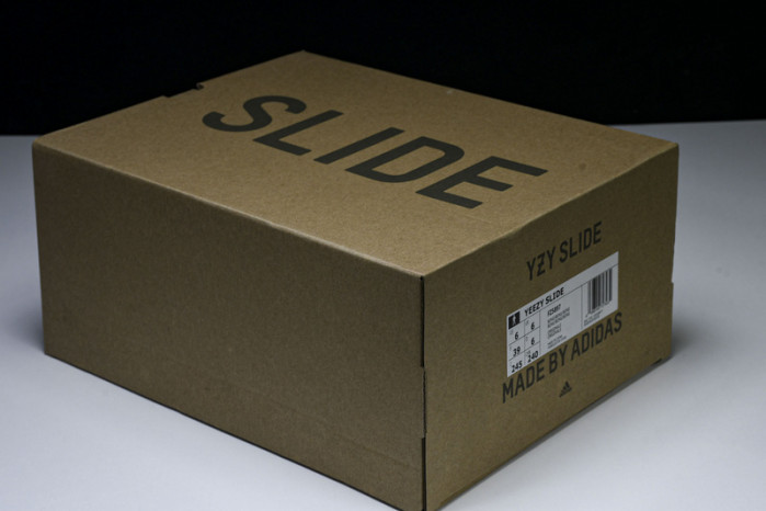 ye**ezy slide fz5897