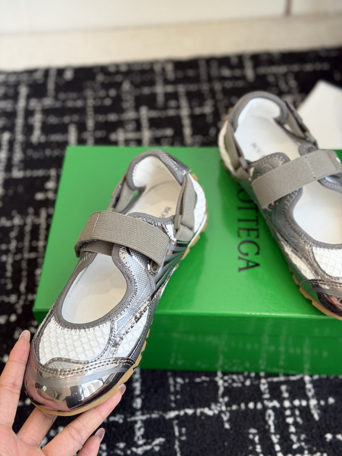 B0tt*ga Ven*ta SNEAKER BVS-059