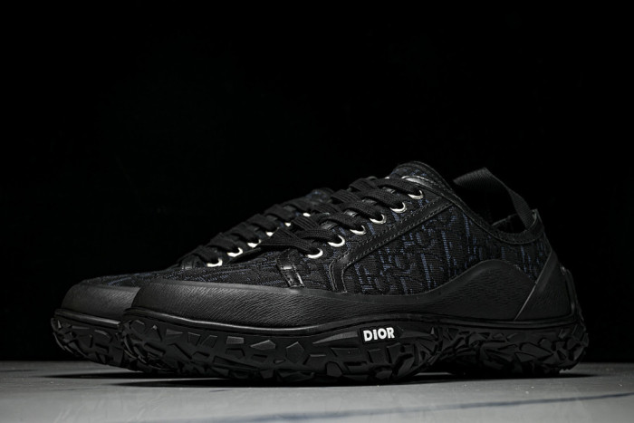 D*R OTHERS DROS-002