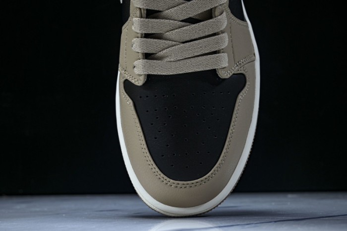 Air Jordan 1 Low DC0774-201