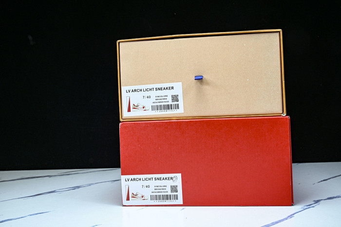 LVT SNEAKERS LVSRS-0182