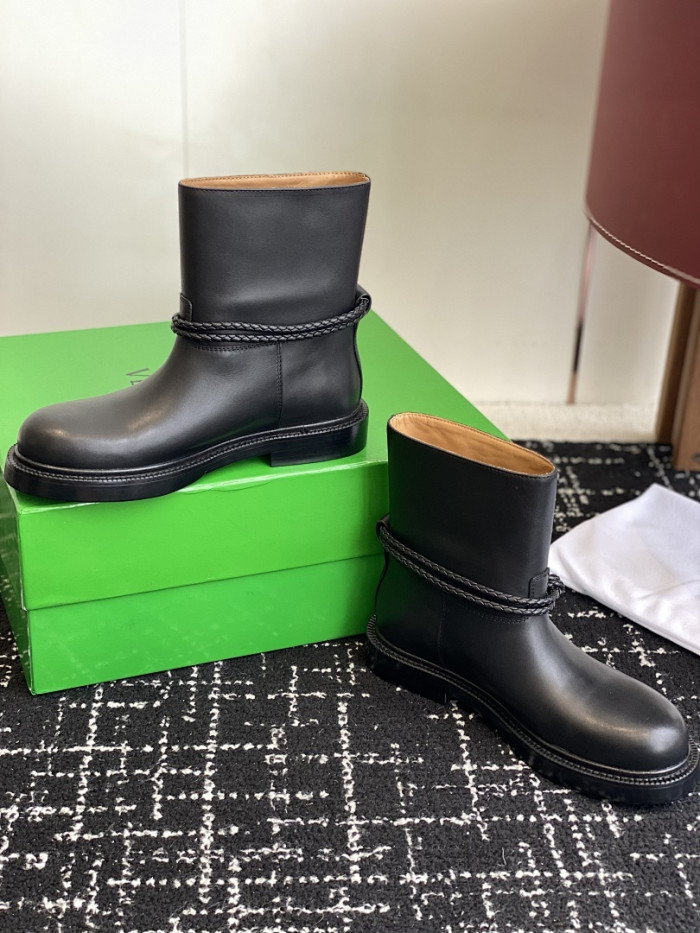 B0tt*ga Ven*ta SNEAKER BVBS-015