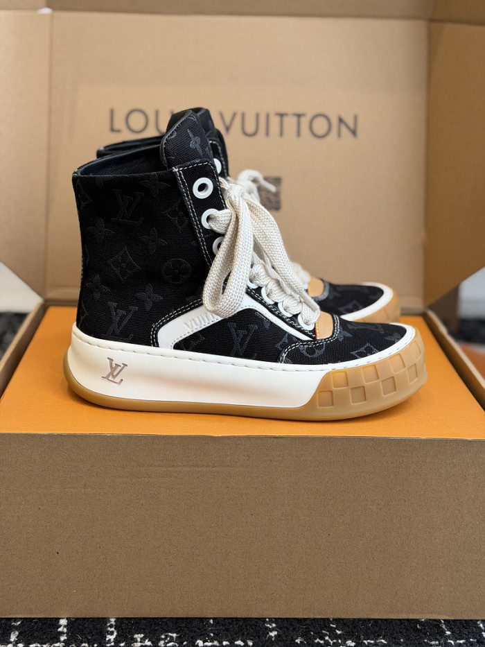 L*VT TILTED LVTTD-017