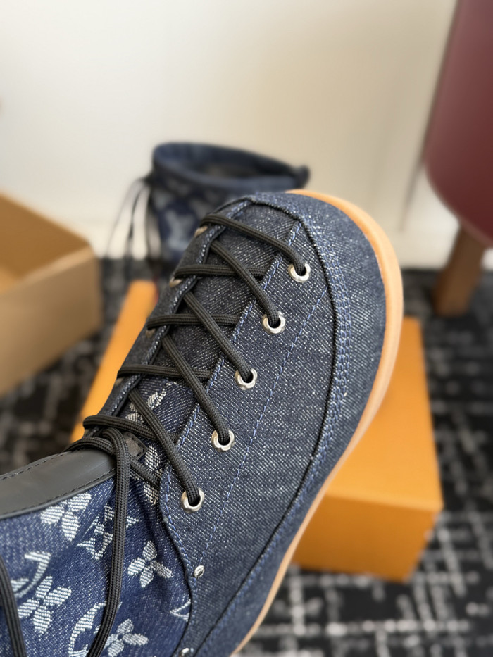 L**V**T* BOOTS LVTBS-069