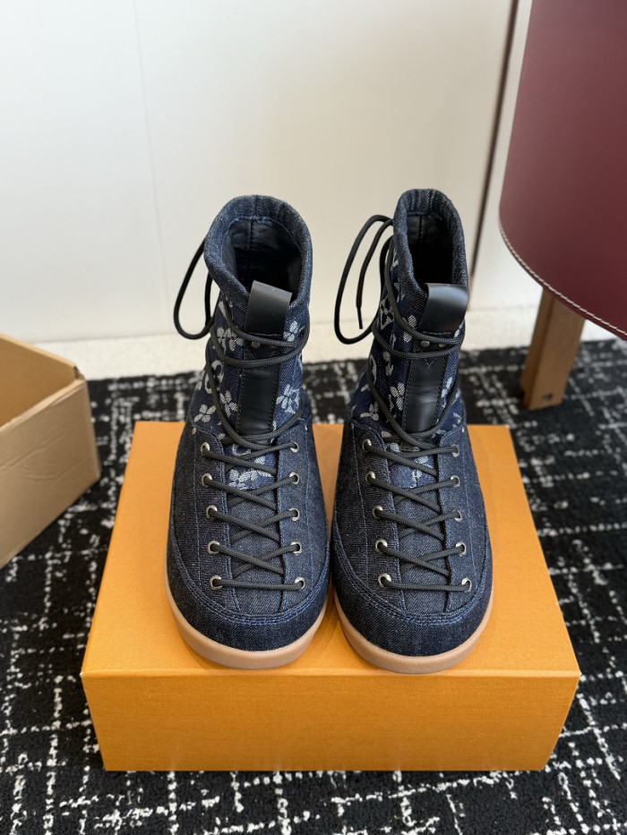 L**V**T* BOOTS LVTBS-069