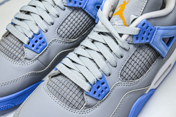 Air Jordan 4