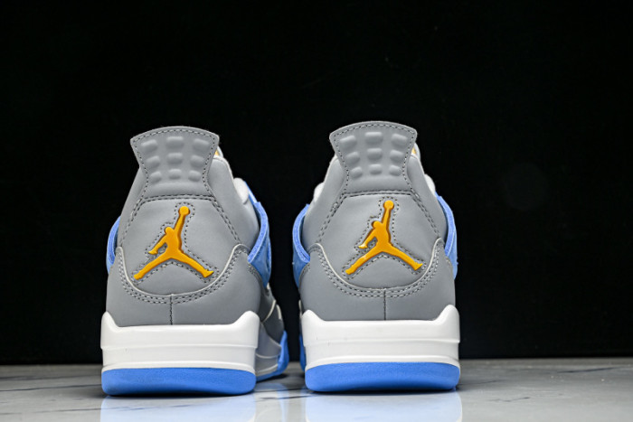 Air Jordan 4