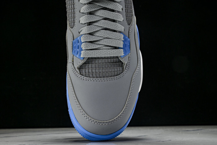 Air Jordan 4