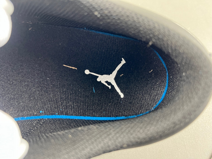 Air Jordan 1 Mid DQ8423-103