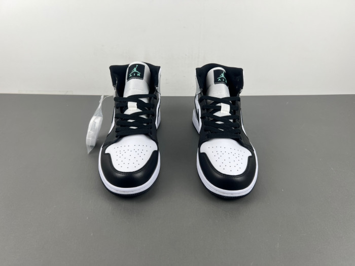 Air Jordan 1 Mid DQ8423-103