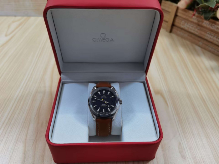 WATCH-002