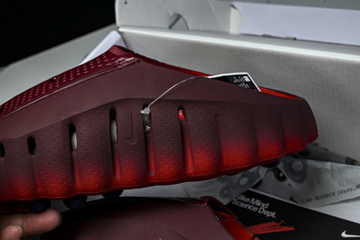 Nike Mind 001
