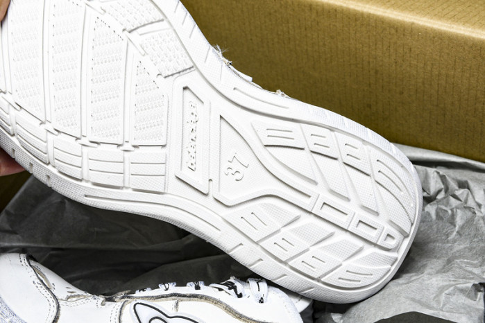 Ba1en*iaga hamptons worn-out wcurs9000