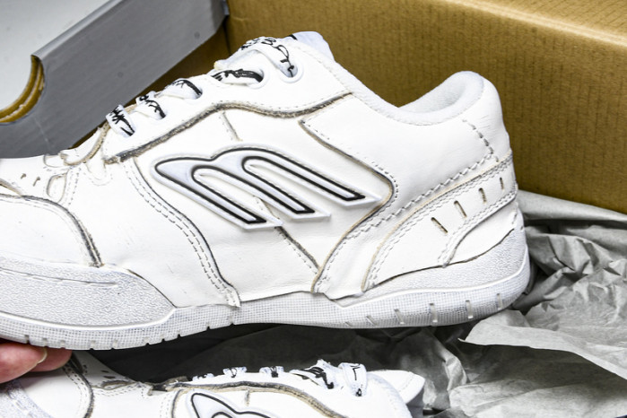 Ba1en*iaga hamptons worn-out wcurs9000