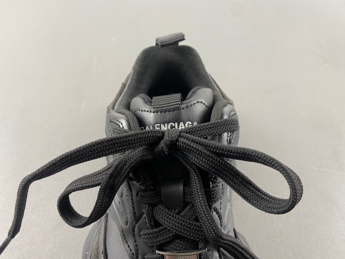 B*al*enciaga CARGO BCO-014