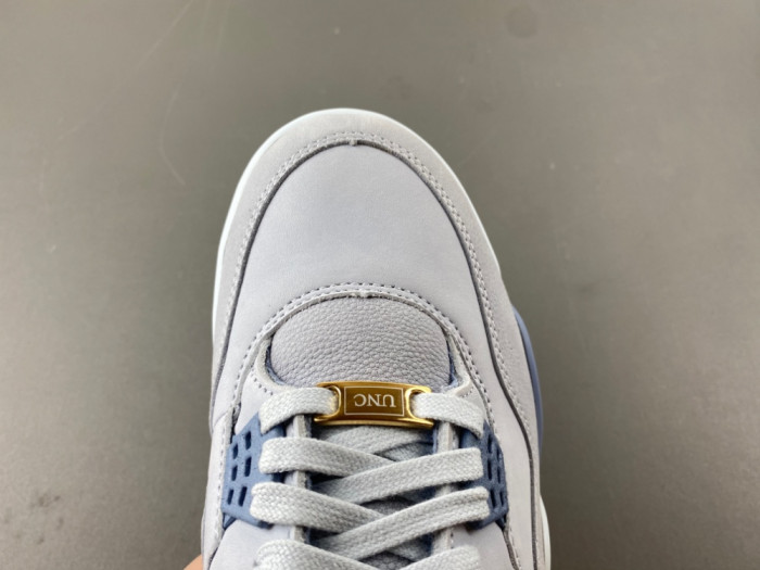 Jordan 4 UNC Tar Heels PE HV9204-407