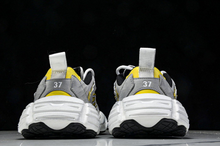 B*al*enciaga Monday Sneaker BMS-003