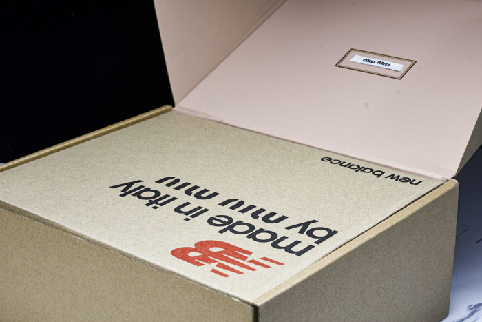 New Balance x Mi­uMi­u 530 MM-004
