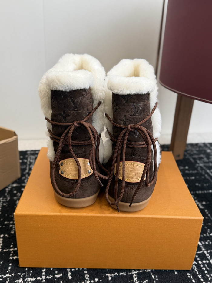 L**V**T* BOOTS LVTBS-066