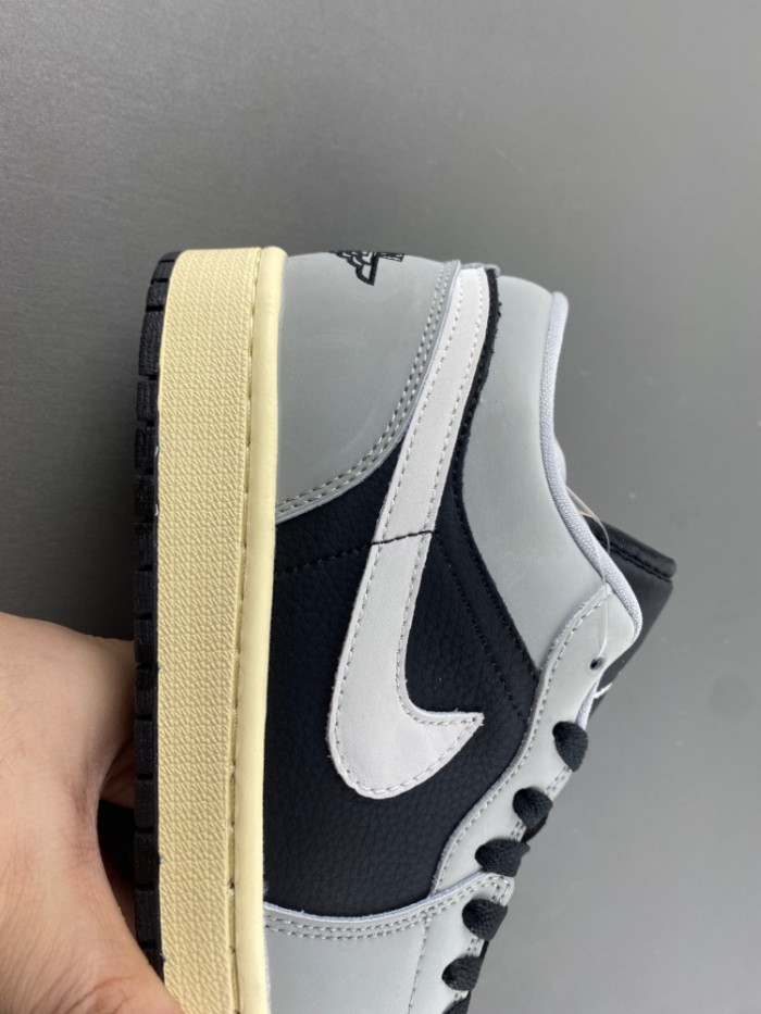 Air Jordan 1 Low HQ2010-012