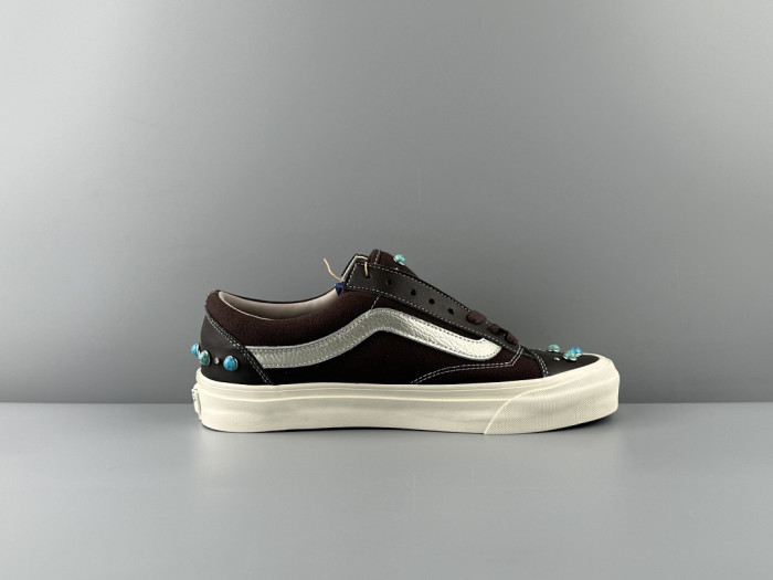 V*ANS SNEAKER VSR-014