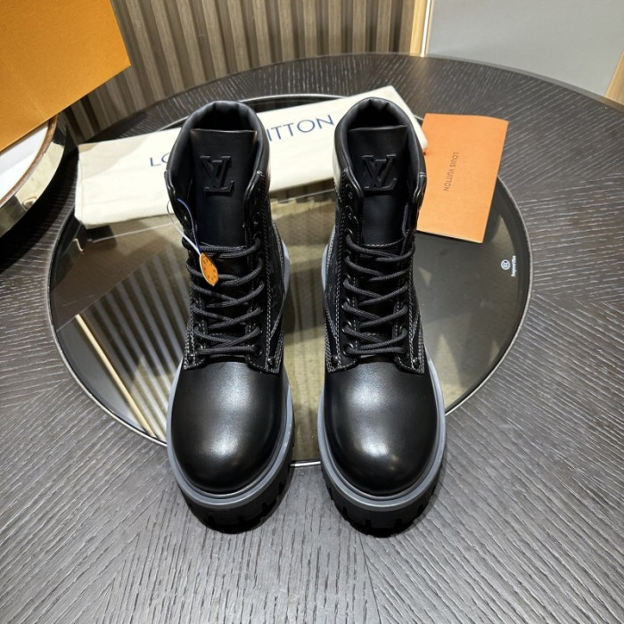 L**V**T* BOOTS LVTBS-041