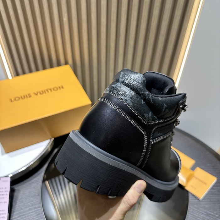 L**V**T* BOOTS LVTBS-063