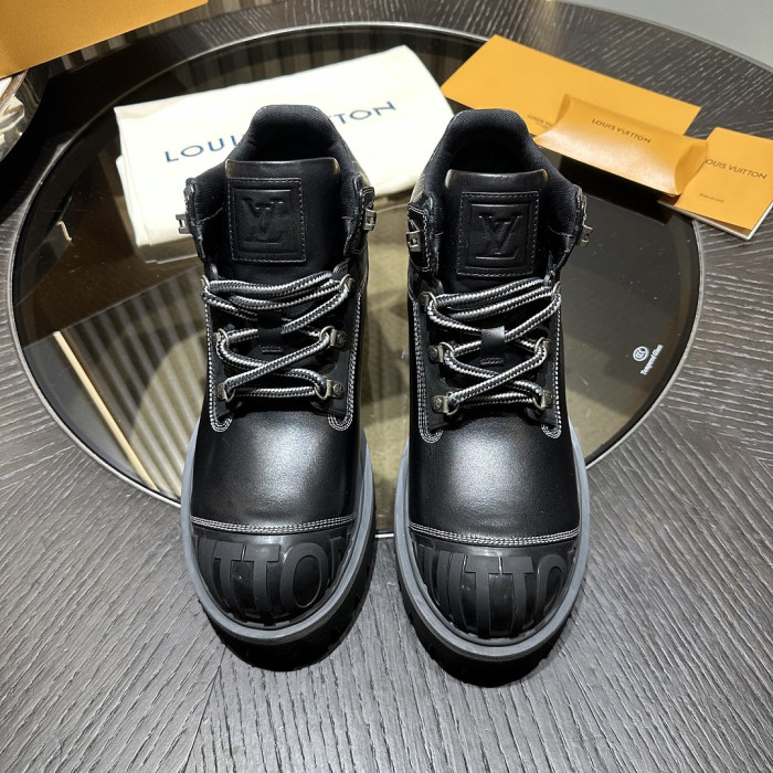 L**V**T* BOOTS LVTBS-063