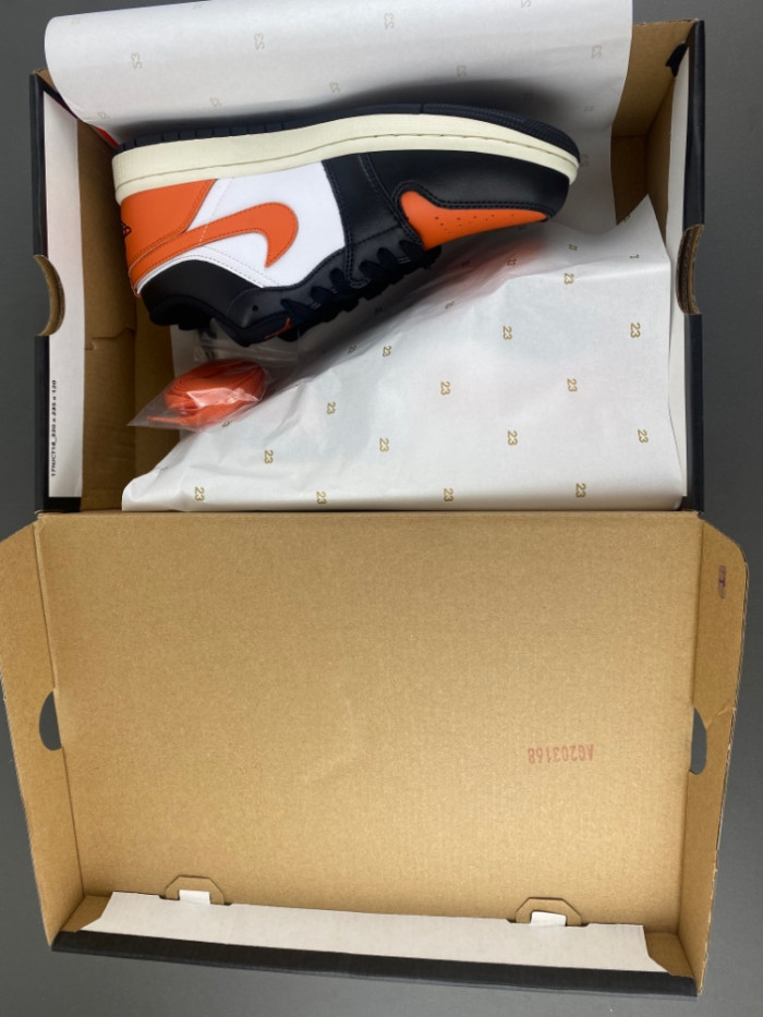 Air Jordan 1 Low 555558-081