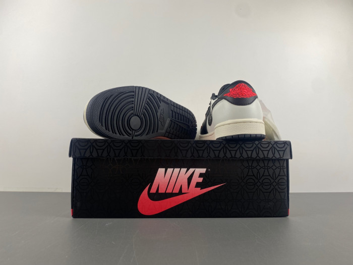 Air Jordan 1 Low HF8828-100