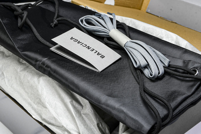 Ba1en*iaga hamptons worn-out wcurb1180