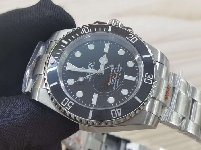 WATCH-010