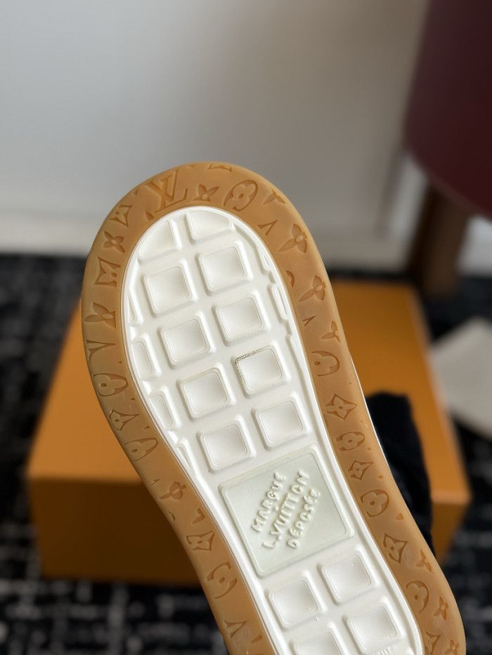 L*VT TILTED LVTTD-020