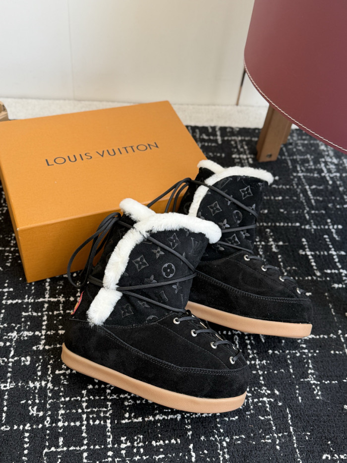 L**V**T* BOOTS LVTBS-067