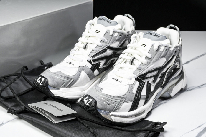 Ba1en*iaga runner btt-209