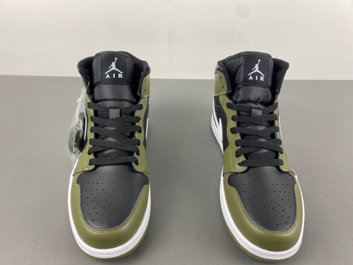 Air Jordan 1 Mid BQ8426-092