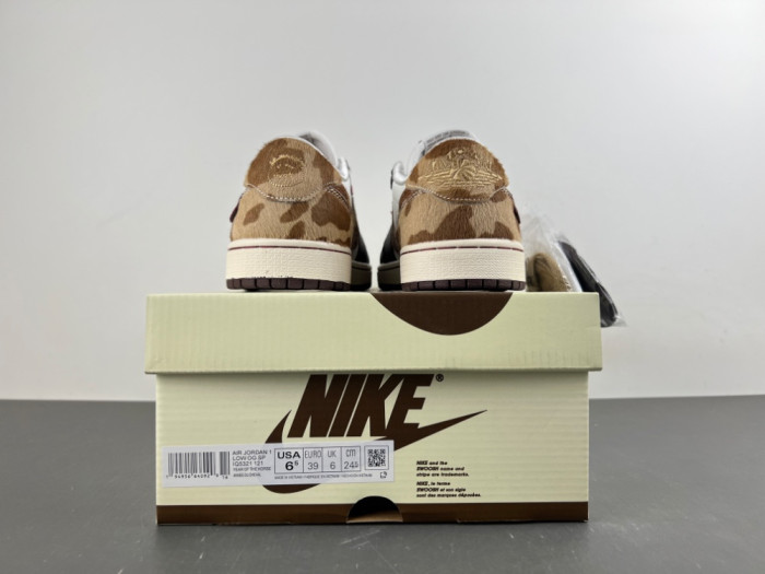 Travis Scott x OFF-WHITE x Jordan Air Jordan 1 IQ5321-121