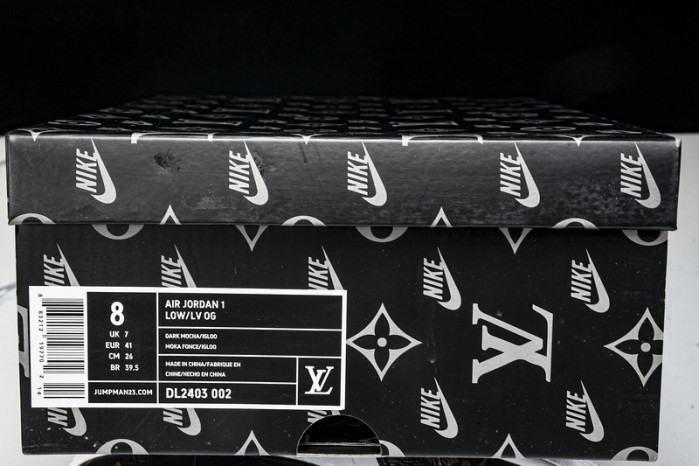 Travis Scott x Jordan Air Jordan 1 Low DL2403-002