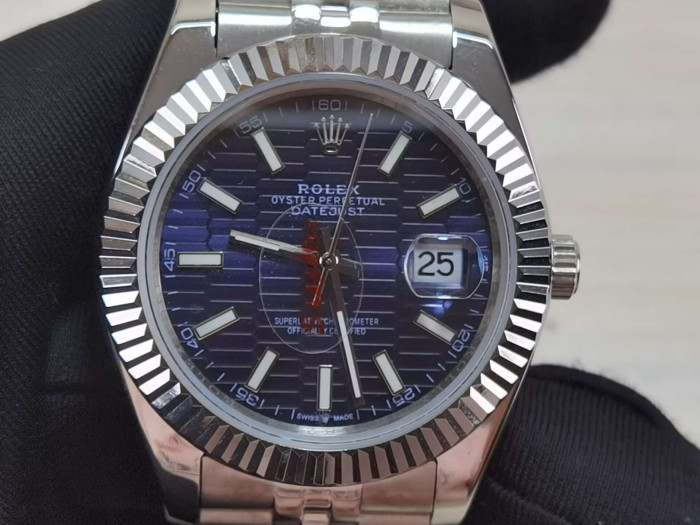 WATCH-004