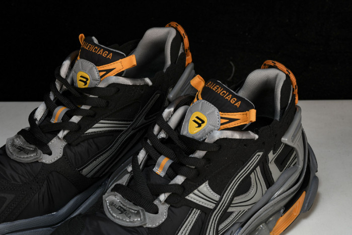 Ba1en*iaga runner btt-196