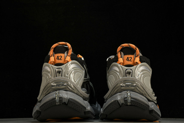 Ba1en*iaga runner btt-196