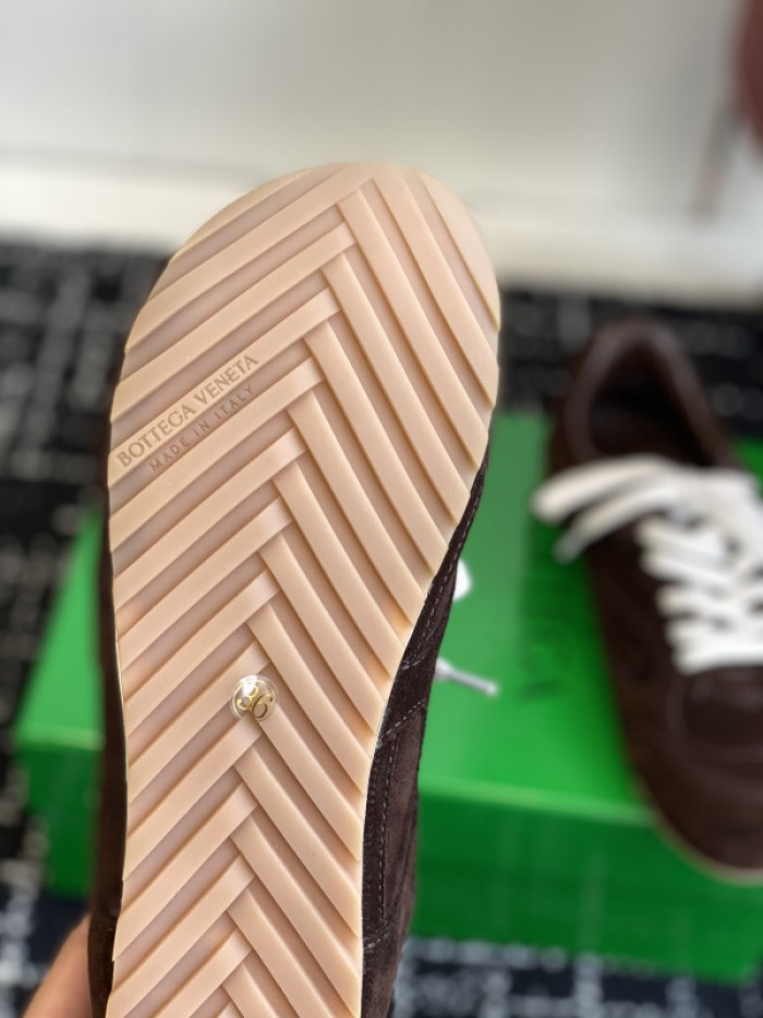 b0tt*ga Ven*ta sneaker bvs-049