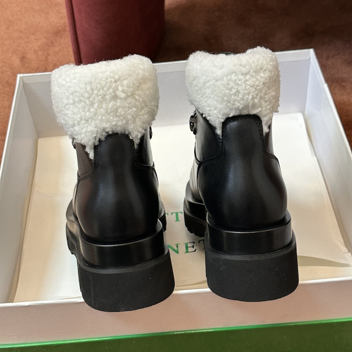 B0tt*ga Ven*ta SNEAKER BVBS-013