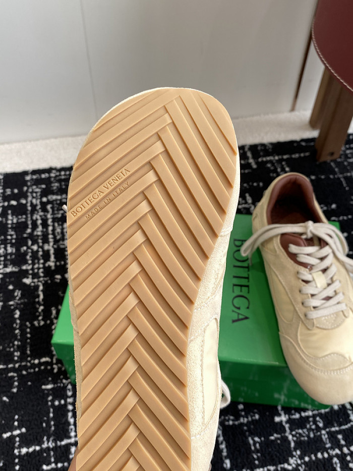 b0tt*ga Ven*ta sneaker bvs-036