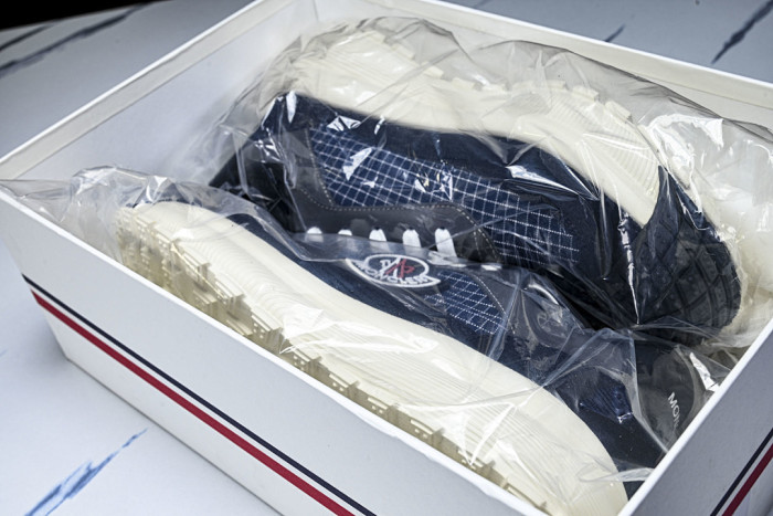 MONCLER SNEAKERS MRSS-001