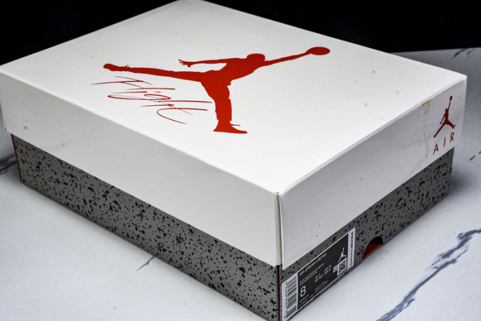 Jordan 4 Retro “White Oreo” CT8527-100