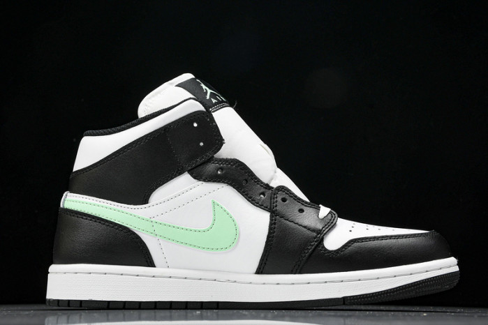 Air Jordan 1 Mid DQ8426-103