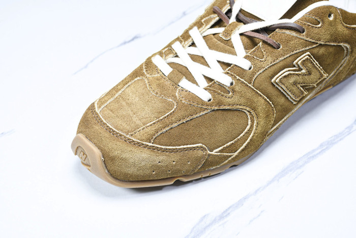 New Balance x Mi­uMi­u 530 MM-003