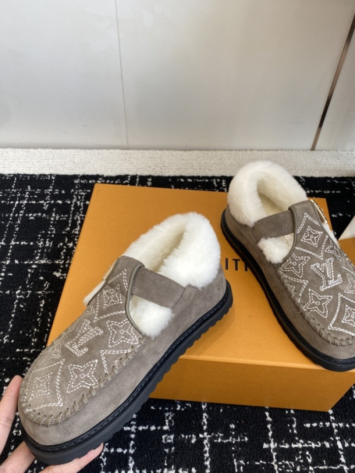 L**V**T* BOOTS LVTBS-046